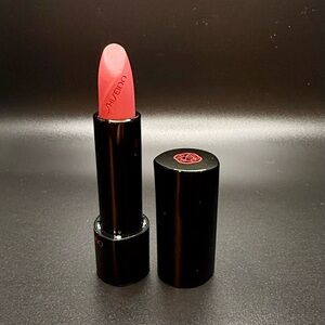 Shiseido lipstick RD305 Murrey